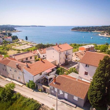 Apartments Petra Near Beach Veruda Екстер'єр фото