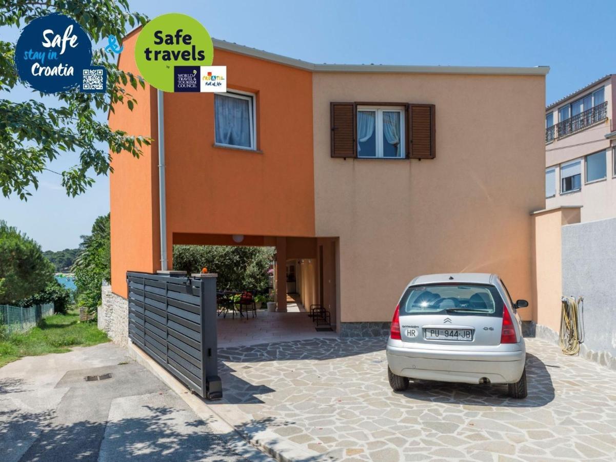 Apartments Petra Near Beach Veruda Екстер'єр фото