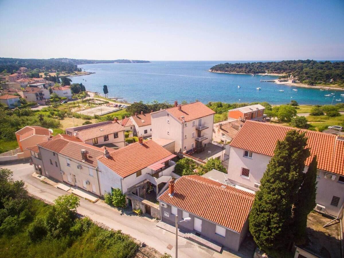 Apartments Petra Near Beach Veruda Екстер'єр фото