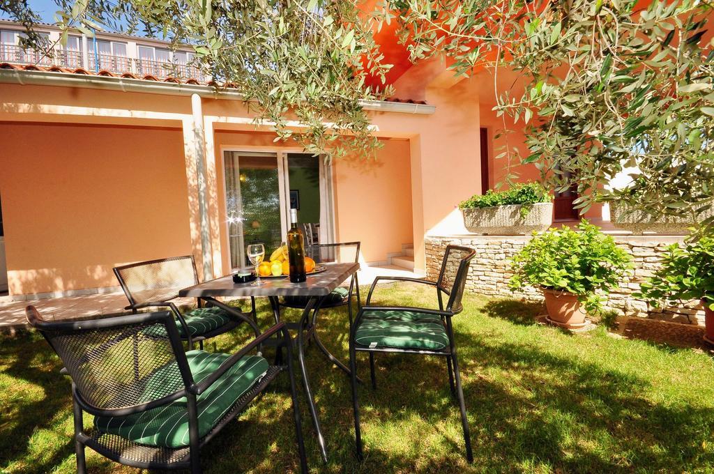 Apartments Petra Near Beach Veruda Екстер'єр фото