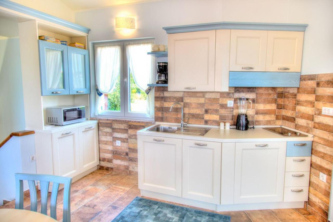 Apartments Petra Near Beach Veruda Екстер'єр фото